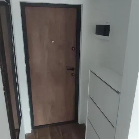 Butas New Apartment- Studija Markuciai Near Old Town, Free Parking, Cozy & Comfortable