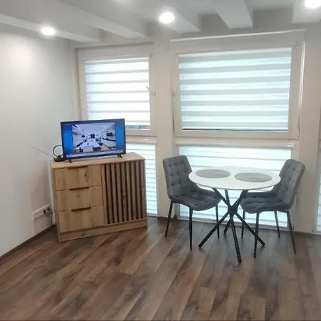 New Apartment- Studija Markuciai Near Old Town, Free Parking, Cozy & Comfortable Вильнюс